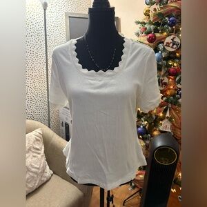 SHEIN White Scalloped Neck Short Sleeve Top